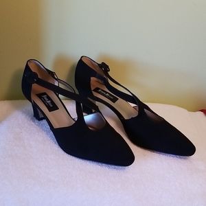 Neiman Marcus Shoe
